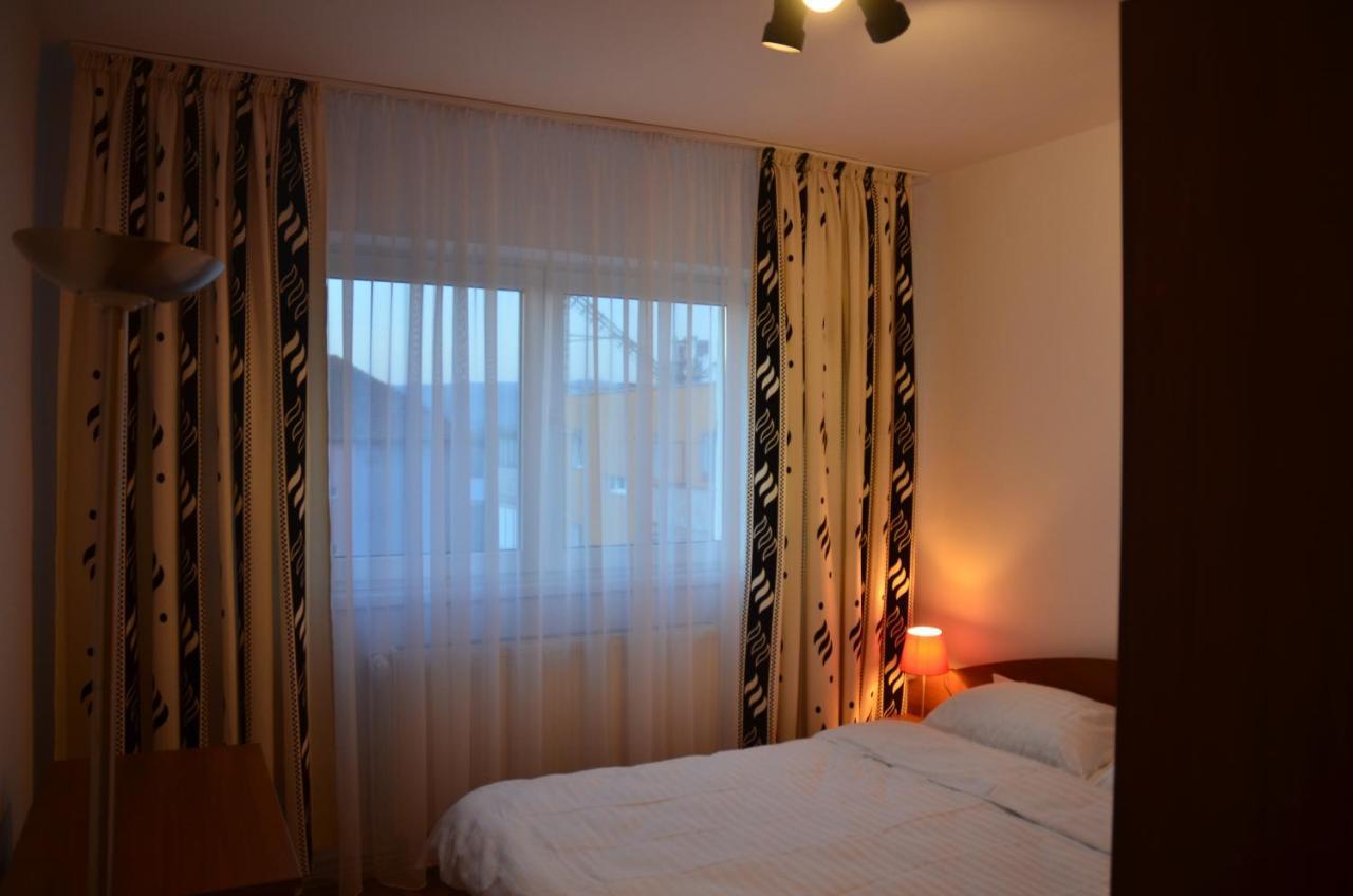 Cazare Medias, apartament modern Exterior foto